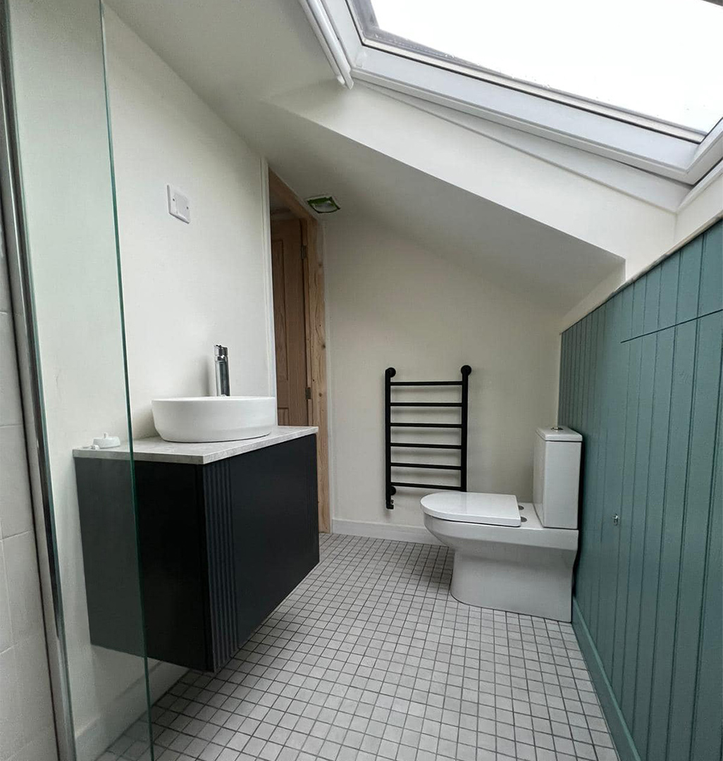 Dormer En Suite Wetroom 1980