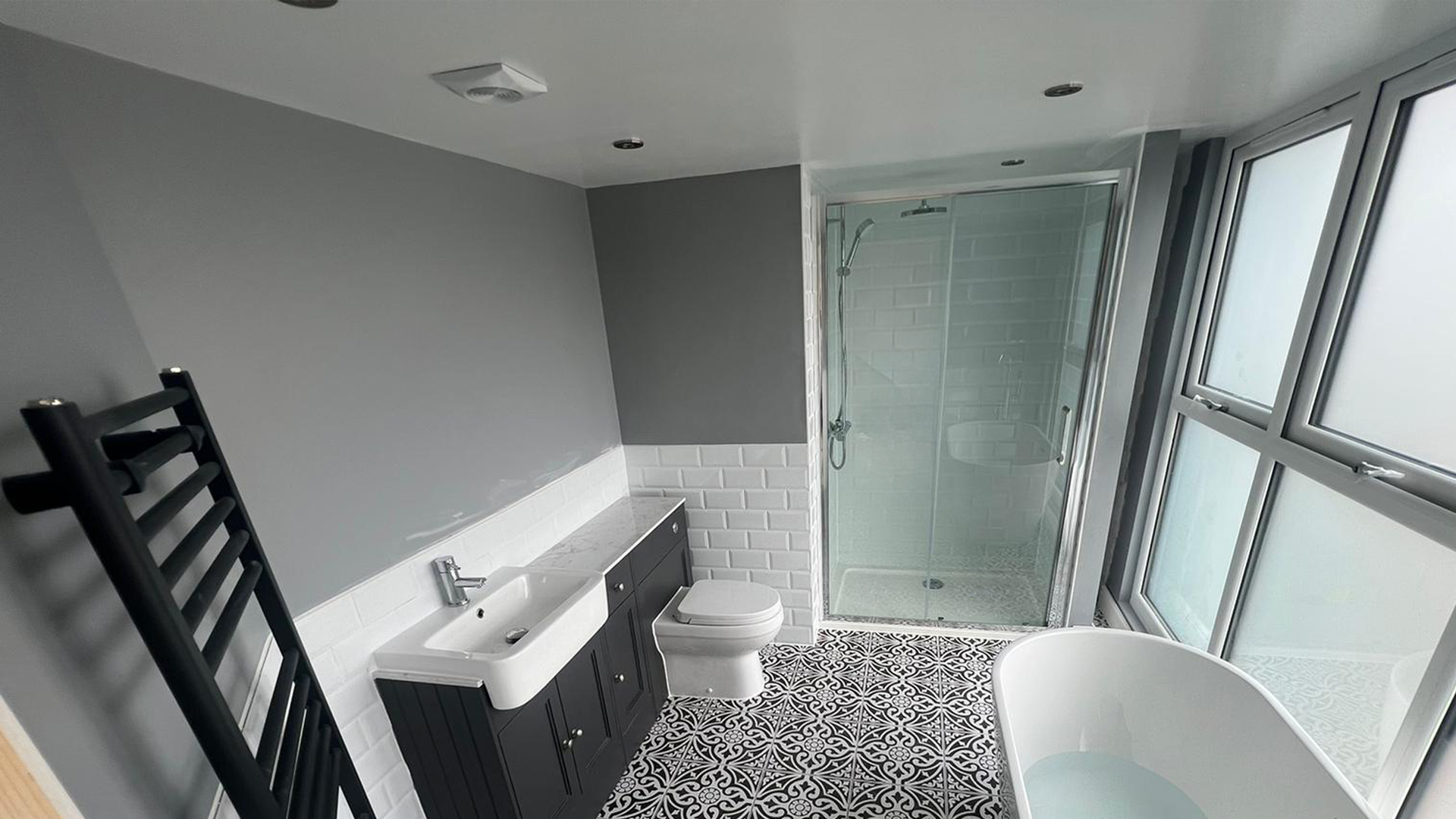 Loft Conversion Ensuite Freestanding Bath